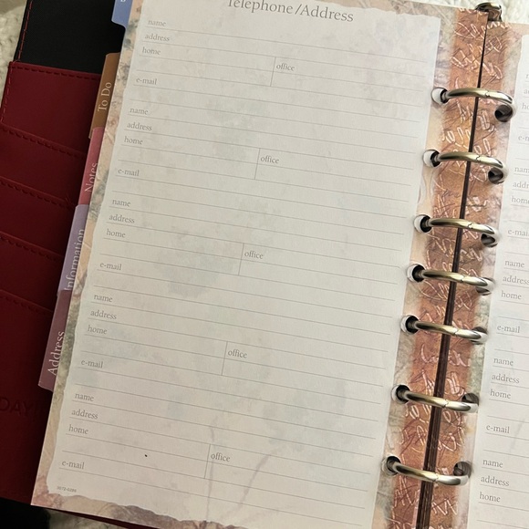 Day Runner Red Planner ❤️ - Picture 11 of 15